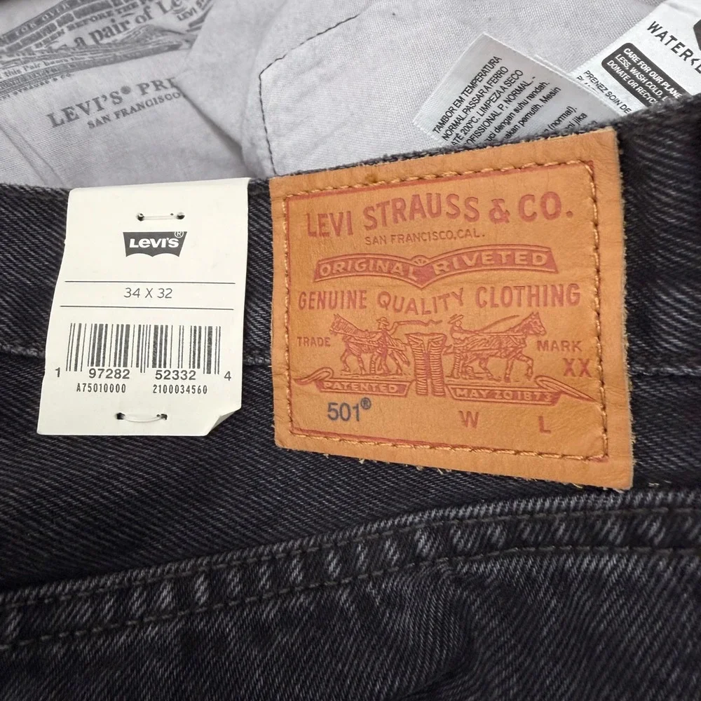 Levi's 501 Original Men's 34x32 Black Straight Leg Jeans‎ New With Tags